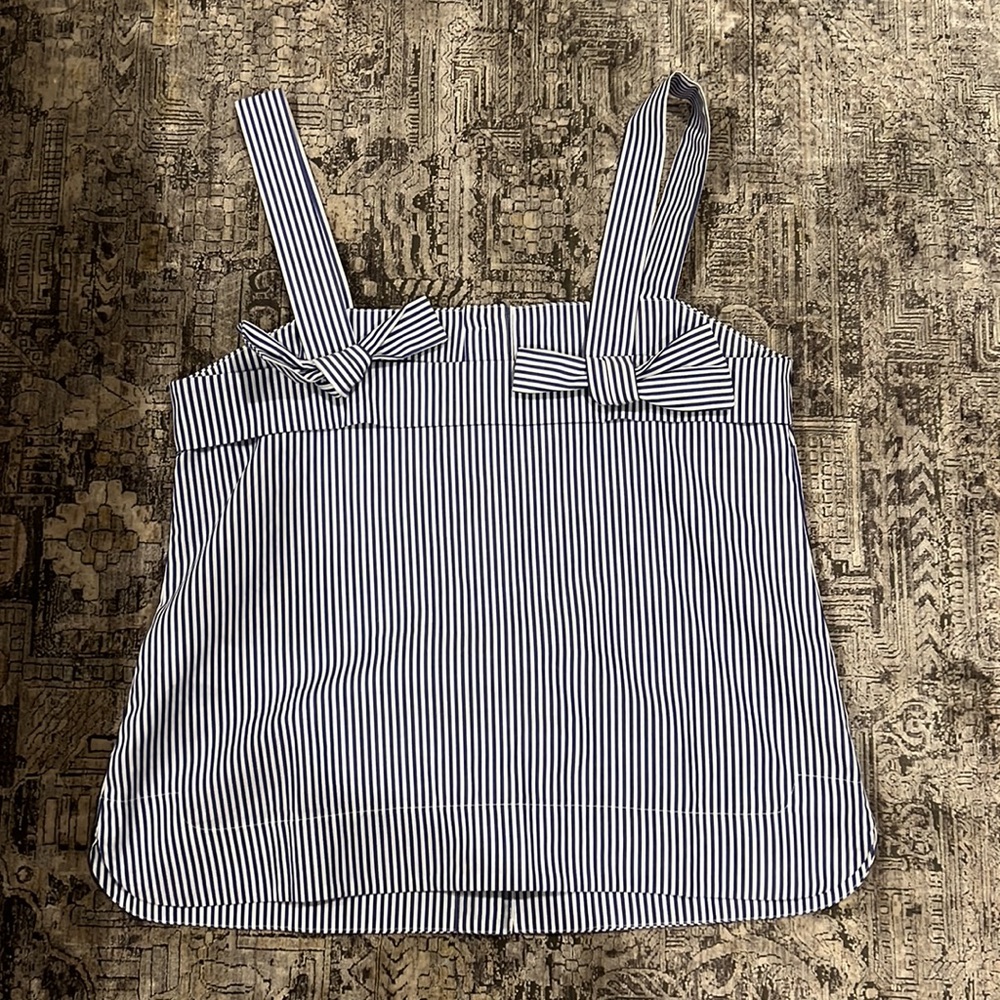 Banana Republic Sleeveless Top M - Picture 2 of 4